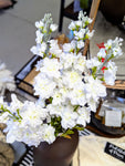 White Bud Pick