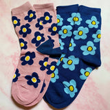 Modern Daisy Socks Set