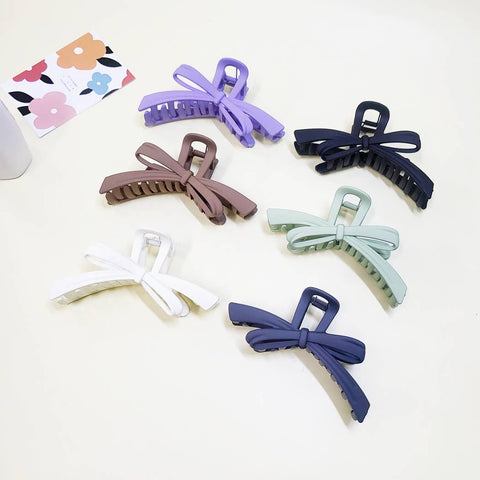 Matte Ribbon Claw Clip